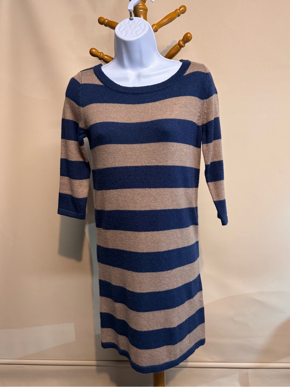 Women’s Old Navy Striped Navy and Tan Women’s Sweater Dress Size Petite XS